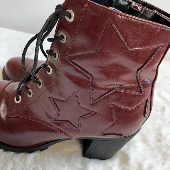 XOXO Chloee Oxblood Red Lace-up Ankle Zip Booties with Star Insets- 7 - Picture 4 of 14